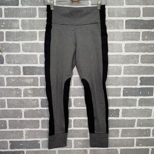Athleta Essex Hybrid Tight‎ Gray Black Legging Size Small Petite